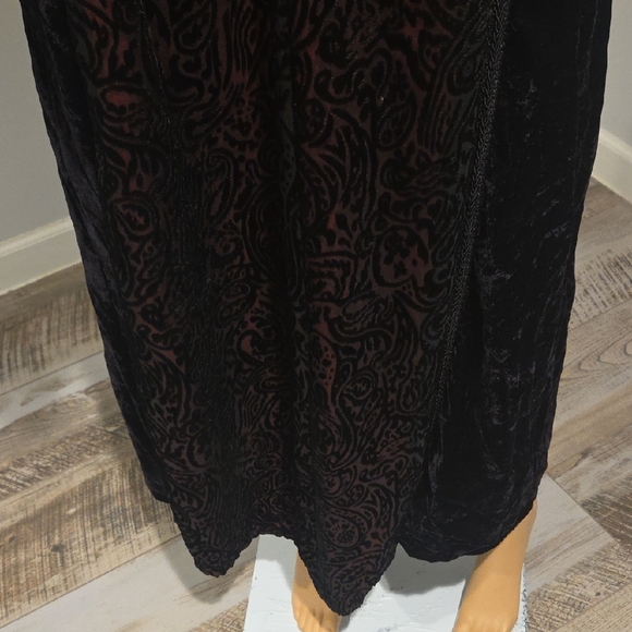 Lip Service Vintage Wimsigoth Vampire Gothic Black and Red Long Sleeve Dress - Picture 5 of 15